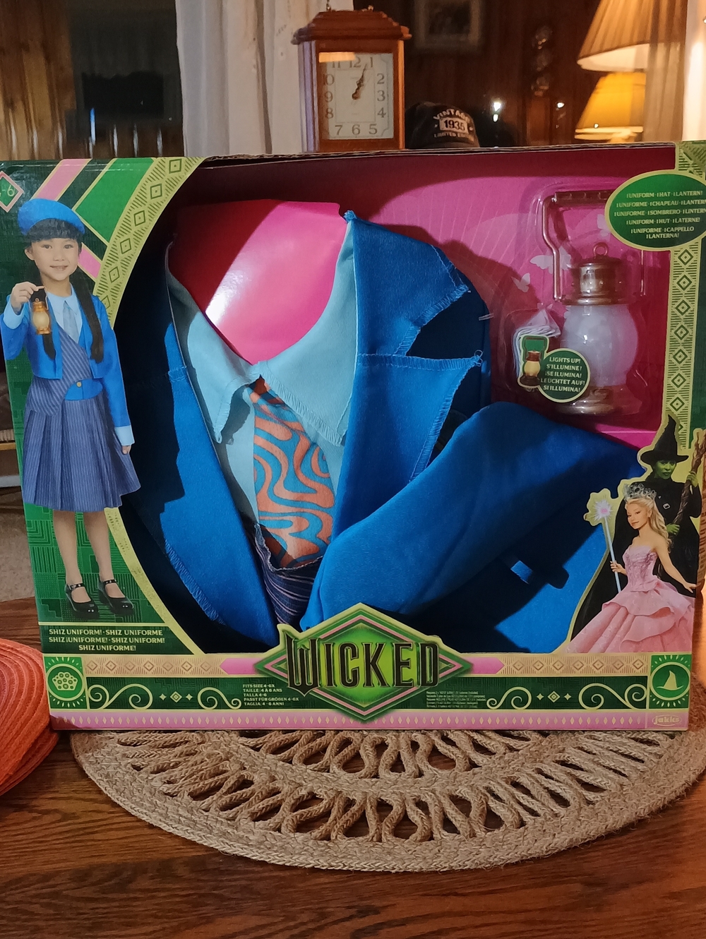 Universal Wicked Movie Deluxe Shiz University Uniform Costume Set NIB Girl 4-6X